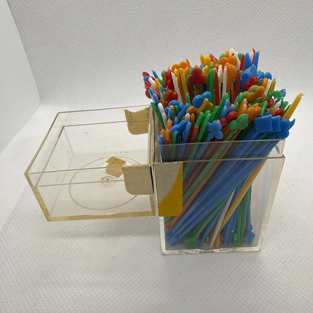 Vintage 1960s 4 Aces Card Suit Cocktail Picks Plastic Hors d'Oeuvres Picks